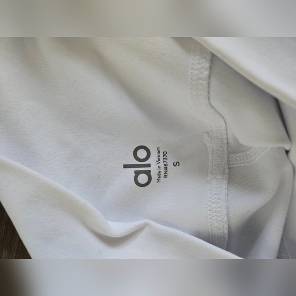 Alo NWT White Leggings S - Picture 4 of 9